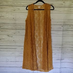 Size S Lularoe Joy Lace Vest